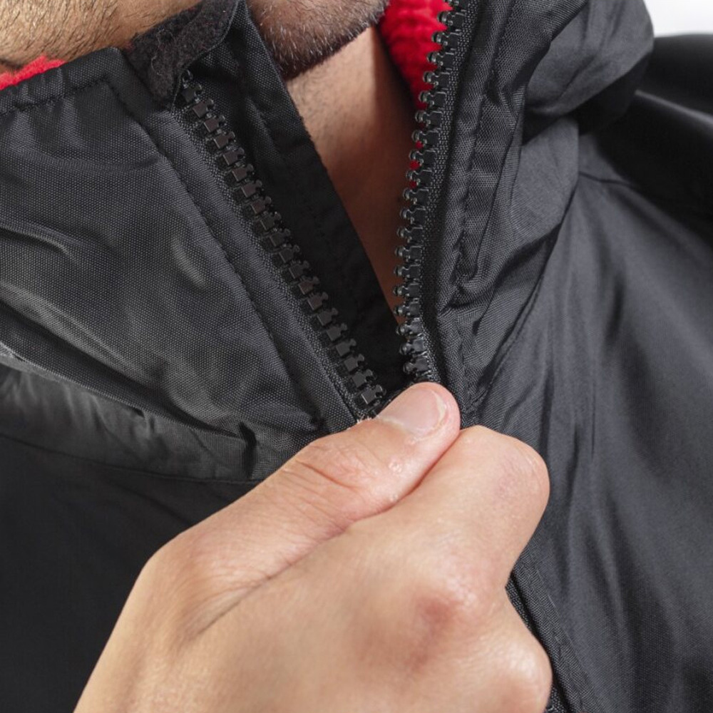 Gul Junior Evorobe Changing Robe AC0128-B6 - Black / Red